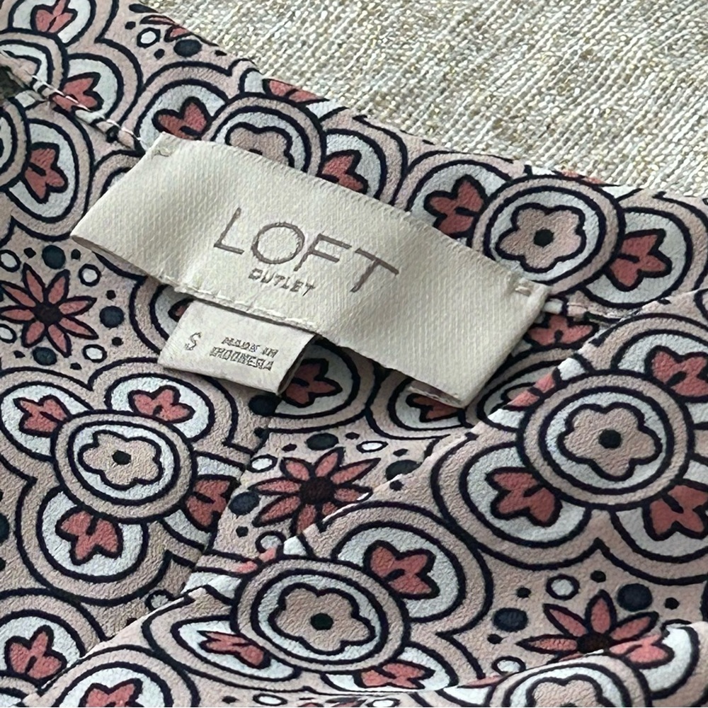 LOFT Blouse Halter Style Draping Racer Back Floral Print Top Loose Fit size S - Picture 9 of 13